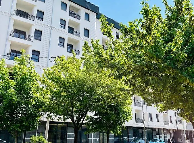 Oasis Apartments